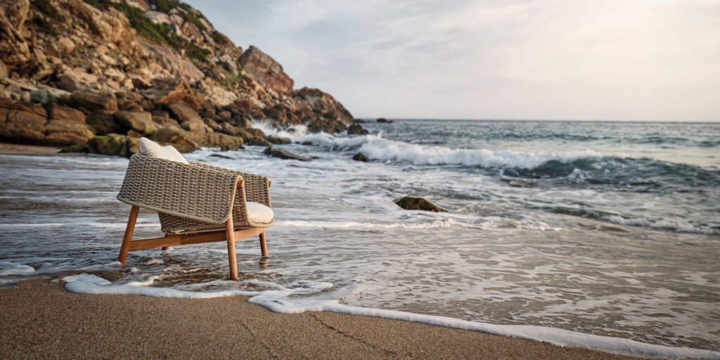 Vrtno pohištvo je lahko izpostavljeno soncu in extremnim vremenskim vplivom