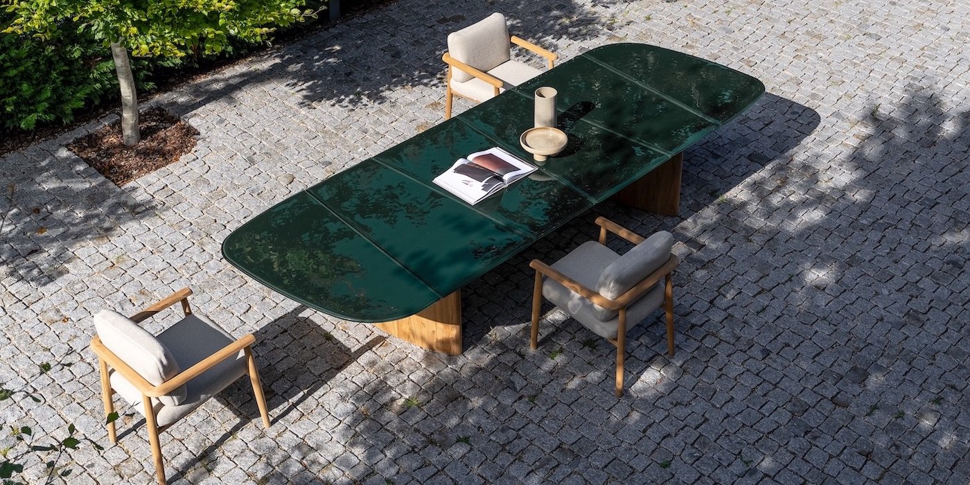 Materiali za luksuzno vrtno pohištvo – mizna plošča iz stekla